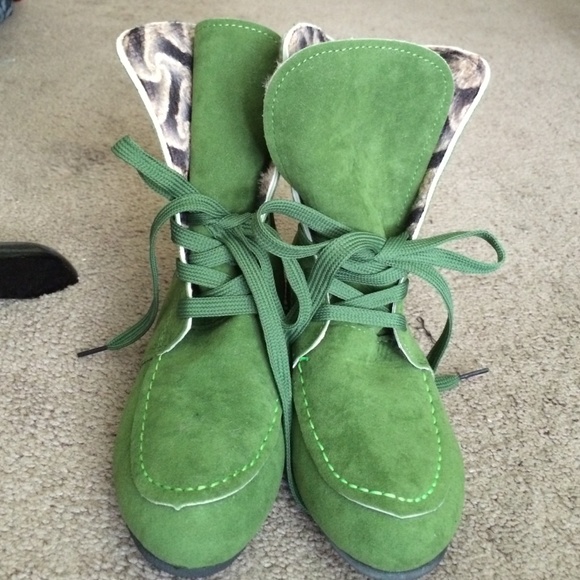 Green High Top Boot - Picture 4 of 4
