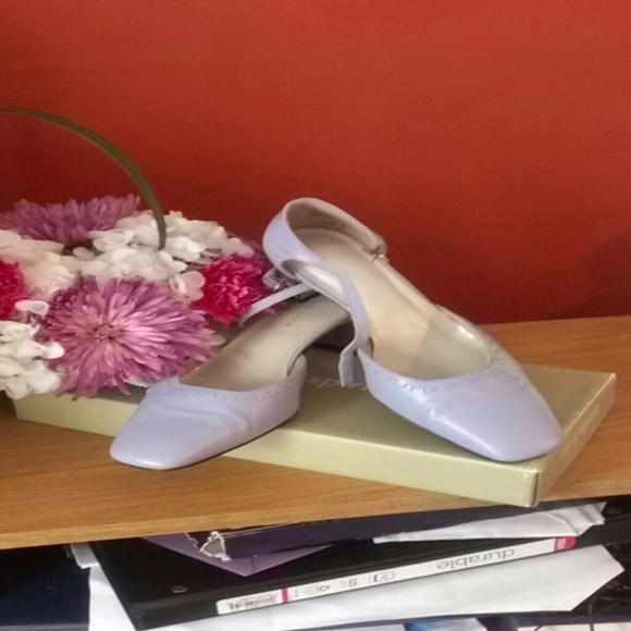 Shoes - Picture 4 of 4