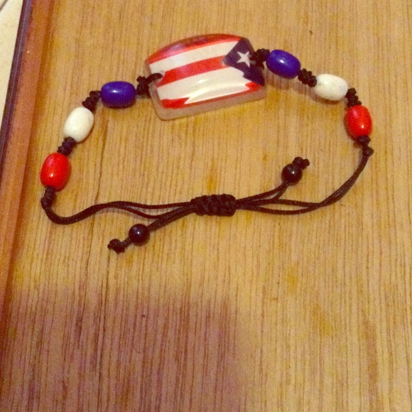 Bracelet