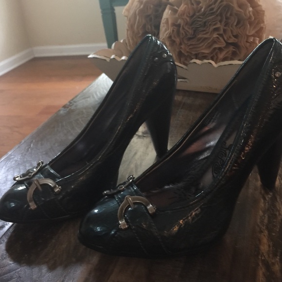 Size 8.5 Naughty Munkey!  Color is Ambre
