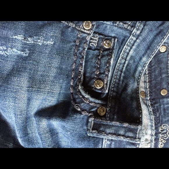 Hard to find Miss Me jeans - Picture 2 of 4