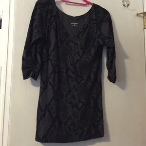 3/4 SLEEVE EXPRESS TOP