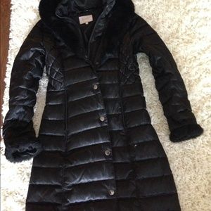 Laundry by Shelli Segal Faux-Fur-Trim Down Jacket
