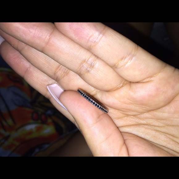 100% real black diamond ring - Picture 2 of 3