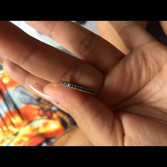 100% real black diamond ring - Picture 3 of 3