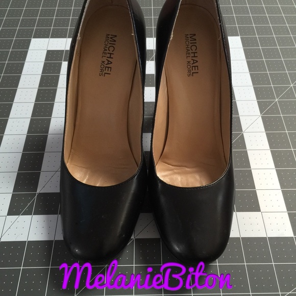 Black MK heels size: 8