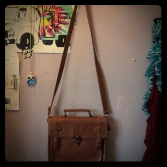 Leather brown over shoulder bag