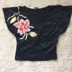 Betsey Johnson flower embroidered flutter sleeve