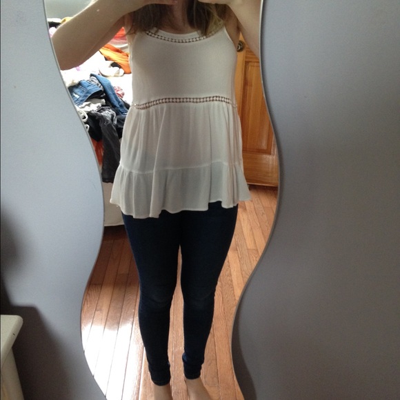 Flowy white top