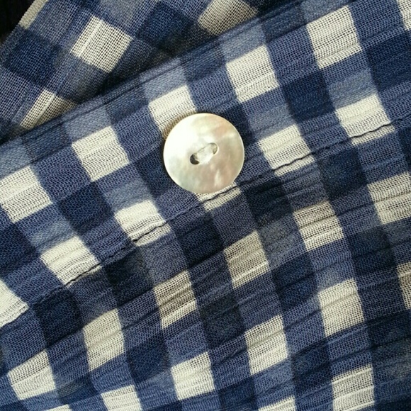 High-Low Sheer Checkered Top - Picture 3 of 4