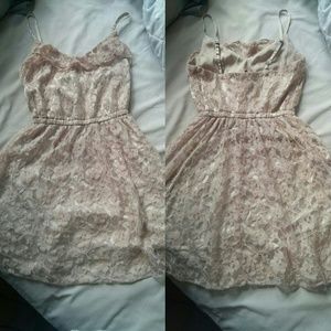 🌻 TRADED 🌻Lace summer dress