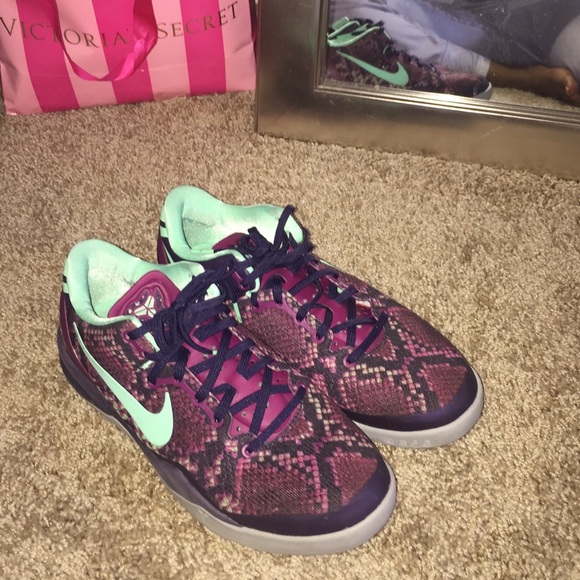 ✨Kobe Viper Pits✨