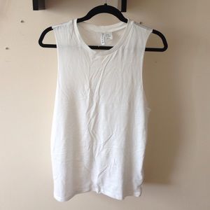 H&M muscle tee