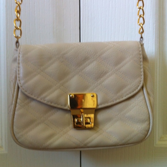 Mini tan crossbody