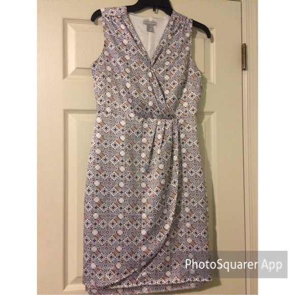 Multicolored pattern tulip dress - Picture 2 of 3