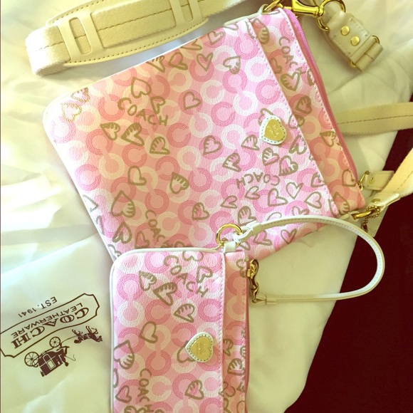 Coach cross body purse and wristlet