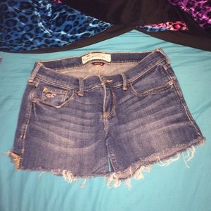 Hollist Jean shorts