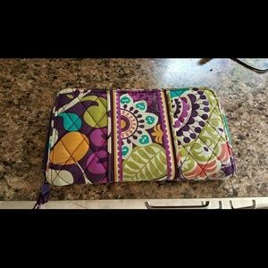 VERA BRADLEY WALLET
