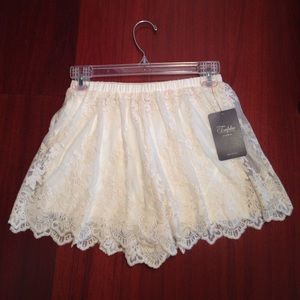 Zara lace skort