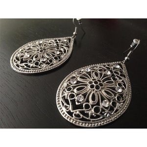 Silver Teardrop/Droplet Earrings