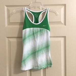 💚✔️Green & White Nike Dri-Fit Tank