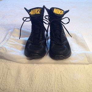Nike black hightop sneakers
