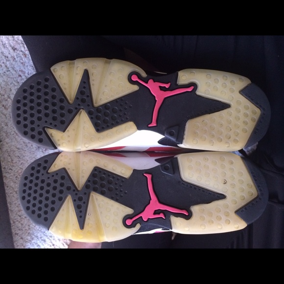 OFFERS? Coral Rose Jordan 6s - WMNS 7 - Picture 3 of 4