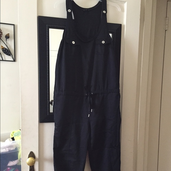 Guess satin black jumpsuit!