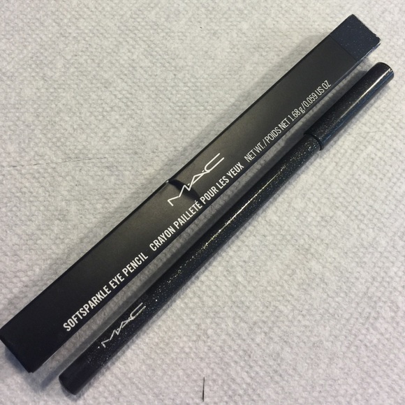 SOLD MAC Softsparkle Nightsky Eye Pencil