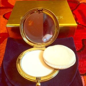 Estee Lauder NWOT Golden Basket compact