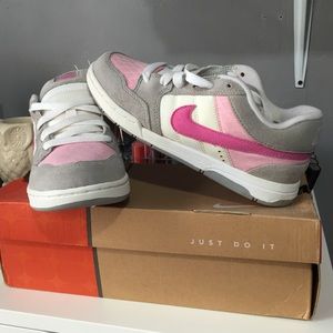 Brand New Nike Size 3.5 youth
