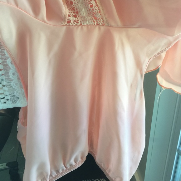 2 for $10 Charlotte Russe top - Picture 3 of 3