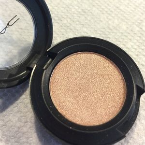 💯% MAC Starflash Eyeshadow Grand Entrance