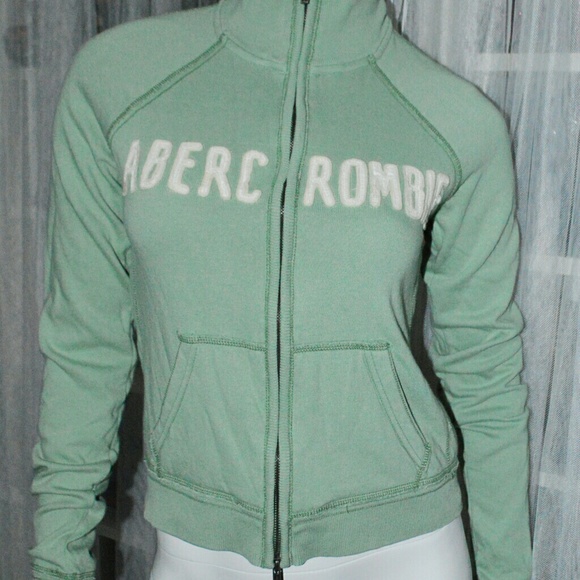 NEW Abercrombie & Fitch full zip z sweater. M
