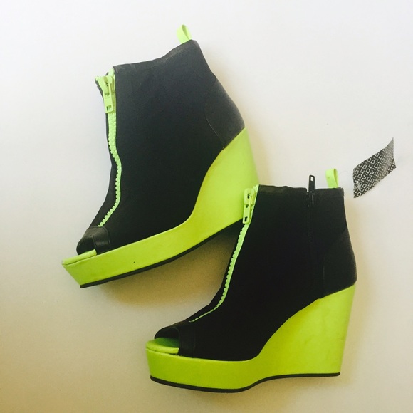 H&M Divided Neon wedge bootie