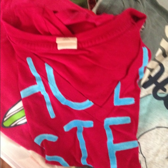 Hollister v neck