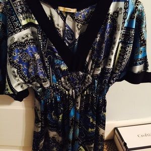 1c silky multi color top