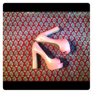 Steve Madden Pink Pumps