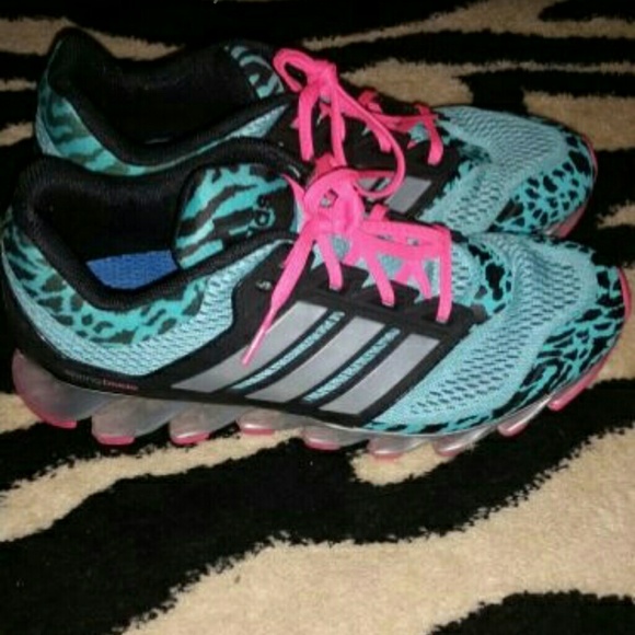 ADIDAS SPRINGBLADE RUNNING SHOES
