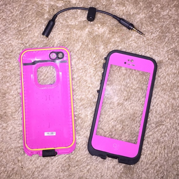 iPhone 5 Lifeproof phone case