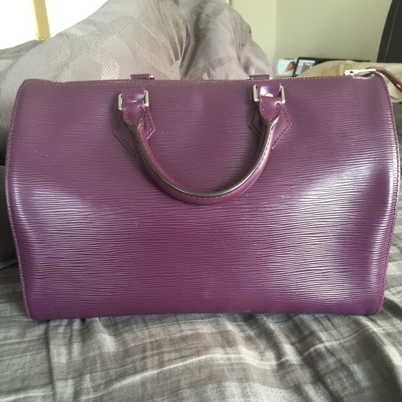 *SOLD* Louis Vuitton Epi leather Speedy 35 - Picture 1 of 4