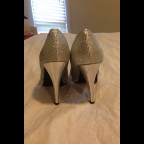 Silver sparkle heels