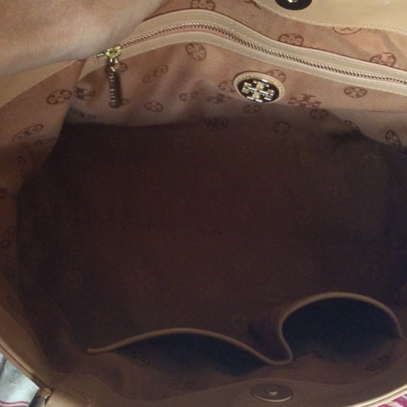 Tory Burch purse and Wallet. Sold - Picture 3 of 4