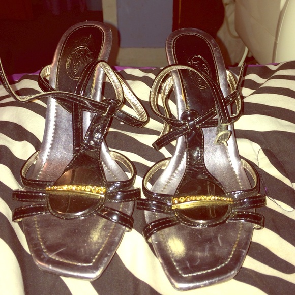 Size 7 heels
