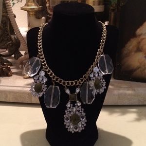 Lovely statement necklace