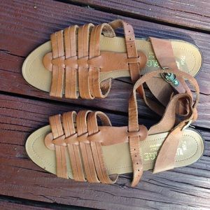 Genuine leather vintage sandals size 7.5