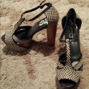 Jessica Simpson heels