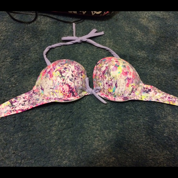 NWOT Victoria's Secret Swim top