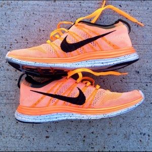 Orange Nike Flyknit Lunarlon