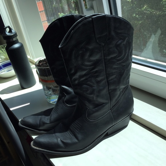 Madden girl cowboy boots